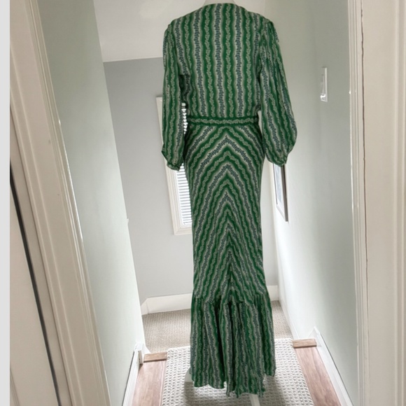 Sandro Agnetta Maxi Dress Cut Out Details 3/4 Sleeve Green Viscose Bias Cut - Picture 5 of 16